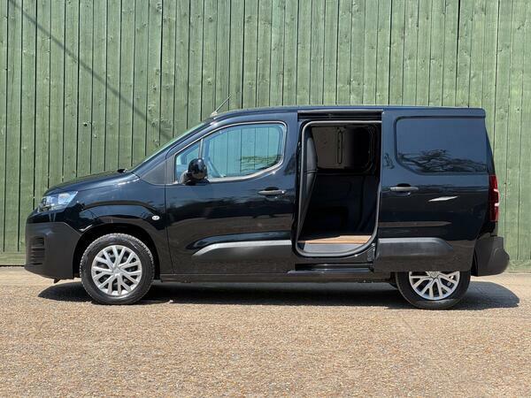 Citroen Berlingo 1.5 Bluehdi 1000 Enterprise M Pro Swb Euro 6 Ss BG22NBZ Black #5