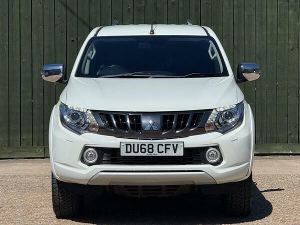 Mitsubishi L200 2.4 Di-d Dc Warrior 4Wd Euro 6 DU68CFV White #4