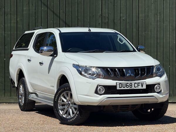 Mitsubishi L200 2.4 Di-d Dc Warrior 4Wd Euro 6 White