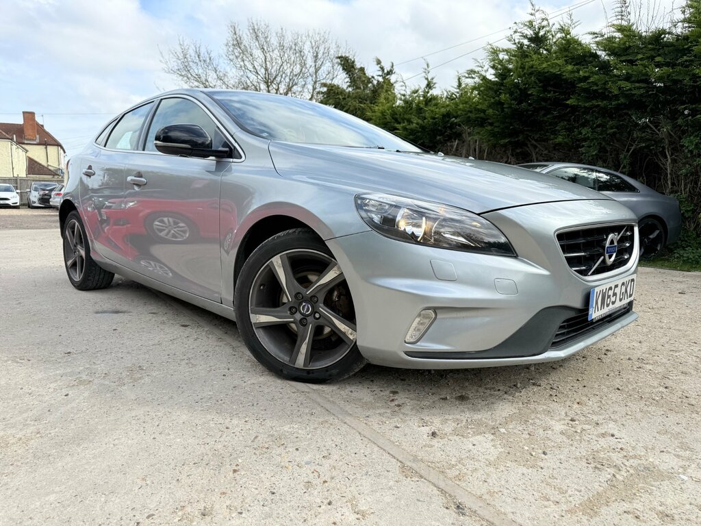 Volvo V40 2.0 D2 R-design Nav Hatchback Eu KW65GKD Silver #2