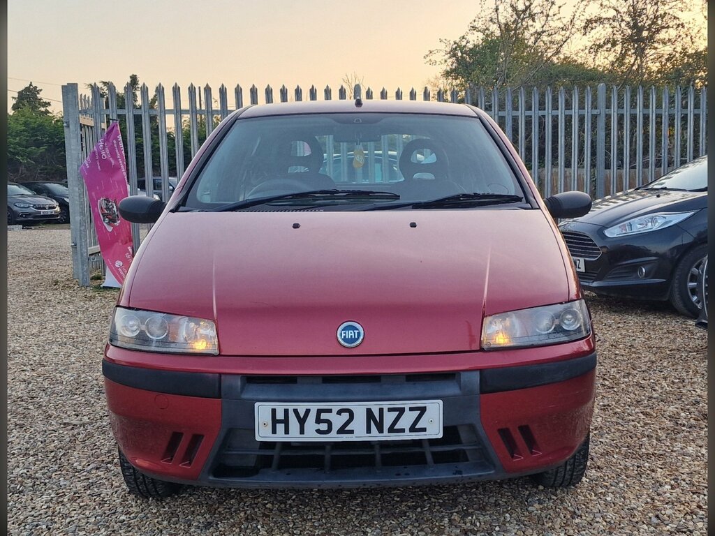 Fiat Punto 1.2 Active Hatchback 136 Gkm, Red #3