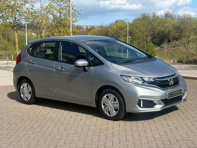 Honda Jazz 2018 1.3 I-vtec S Hatchback Euro PE18XWG Silver #5