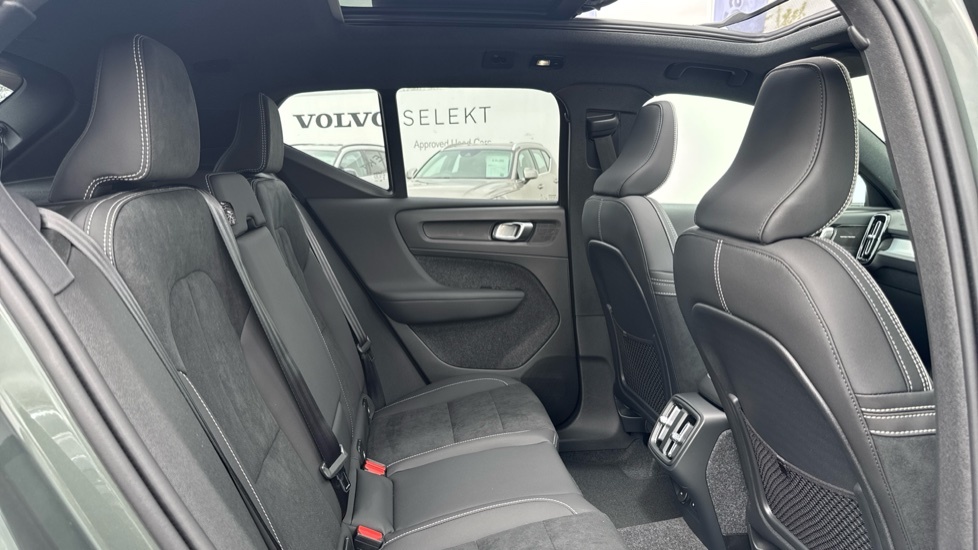 Volvo XC40 Ultra, B3 Mild Hybrid, Dark BJ26DNX #6