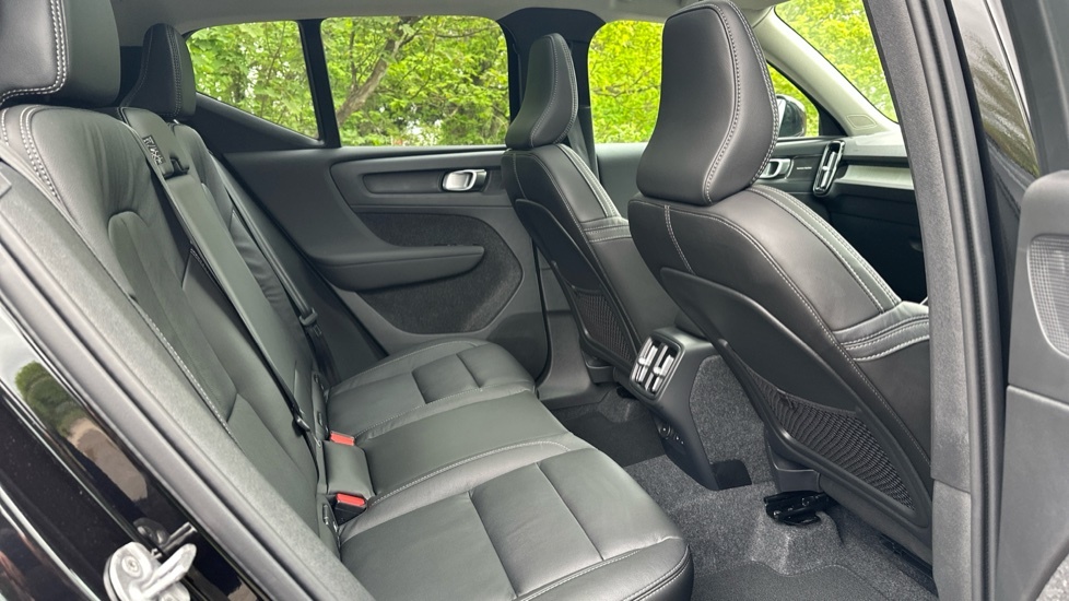 Volvo XC40 2.0 B3 Mhev Ultra Dark Suv Hybrid Dct A BD26NXW Black #6