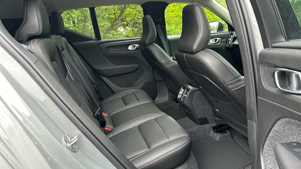 Volvo XC40 2.0 B3 Mhev Ultra Dark Suv Hybrid Dct A BD26EKV Grey #6