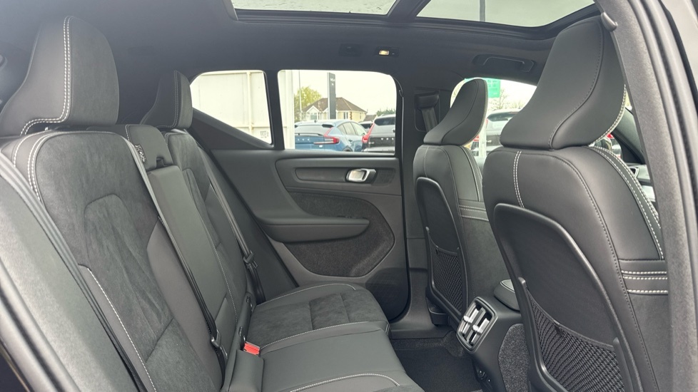 Volvo XC40 Black Edition Ultra, B3 Mild Hybrid, BT26FUP Black #6