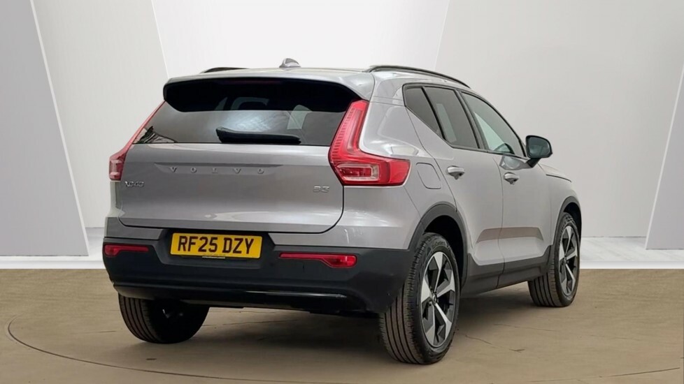 Volvo XC40 Plus, B3 Mild Hybrid, Dark RF25DZY Silver #3