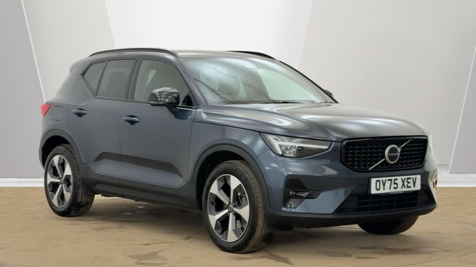Volvo XC40 Plus, B3 Mild Hybrid, Dark Blue