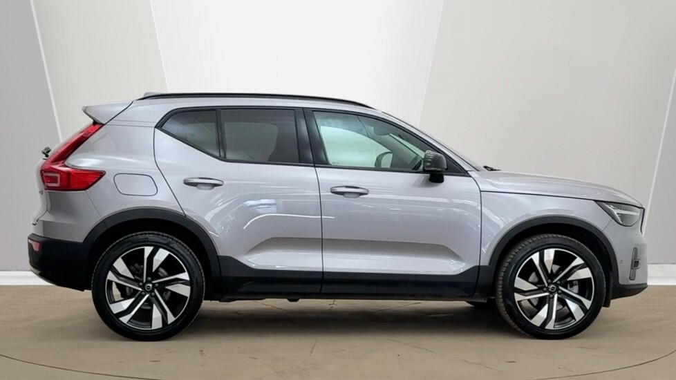 Volvo XC40 Ultra, B3 Mild Hybrid, Dark OV75UGC Silver #2