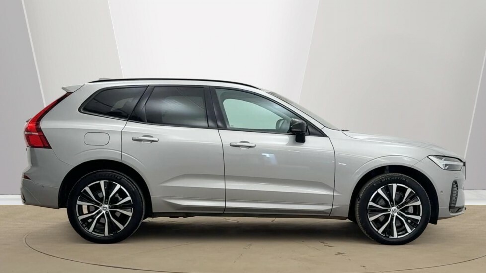 Volvo XC60 Ultra, B5 Awd Mild Hybrid, Dark RV25VBB Silver #2