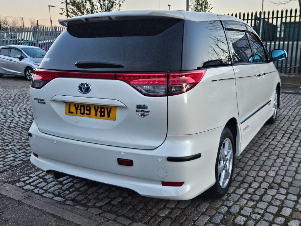 Toyota Estima 2.4 Hybrid 200909 8 Seats 4Wd Mpv White #3