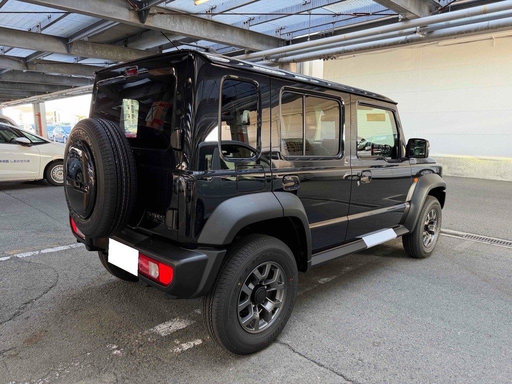 Suzuki Jimny Nomade 1.5 202626 4 Seats Suv 5 Black #2