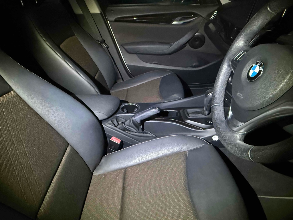 BMW X1 2.0 201313 5 Seats Ulez Fre White #3
