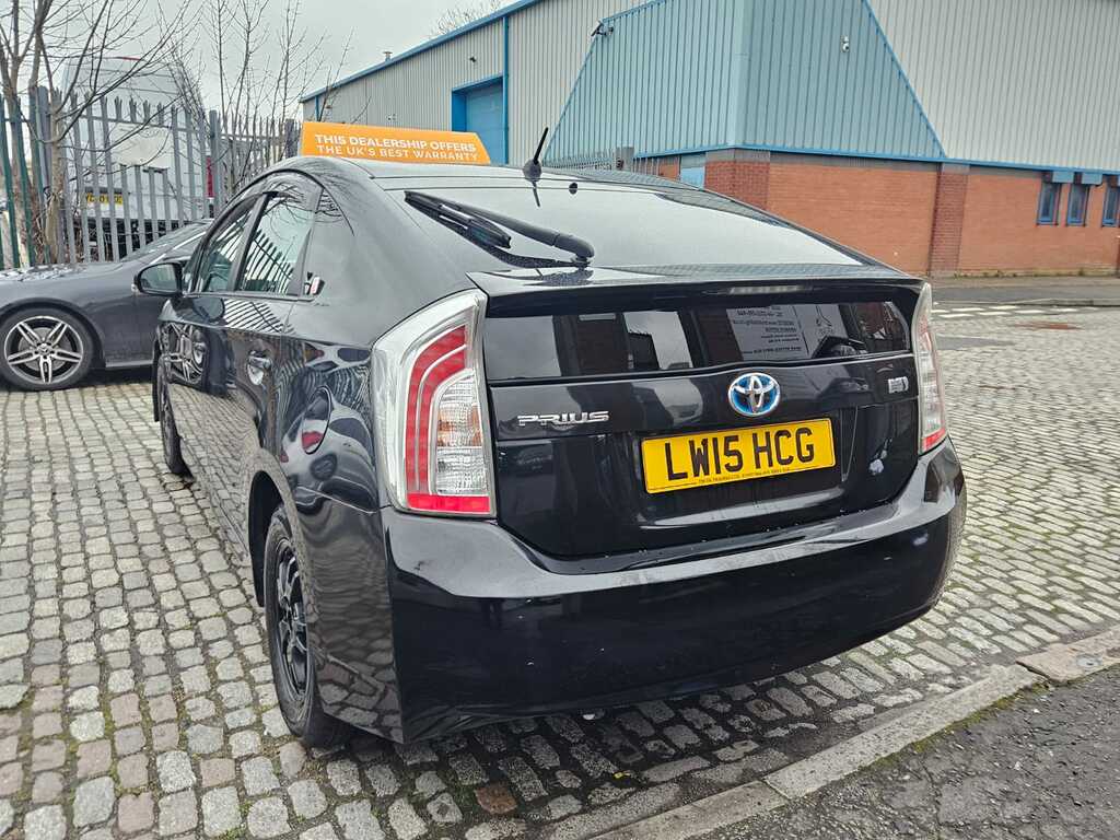 Toyota Prius 1.8 Hybrid 201515 5 Seats Importe LW15HCG Black #4