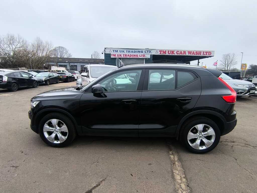 Volvo XC40 1.5 202170 T3 Momentum 5 Seats PF70PHK Black #6