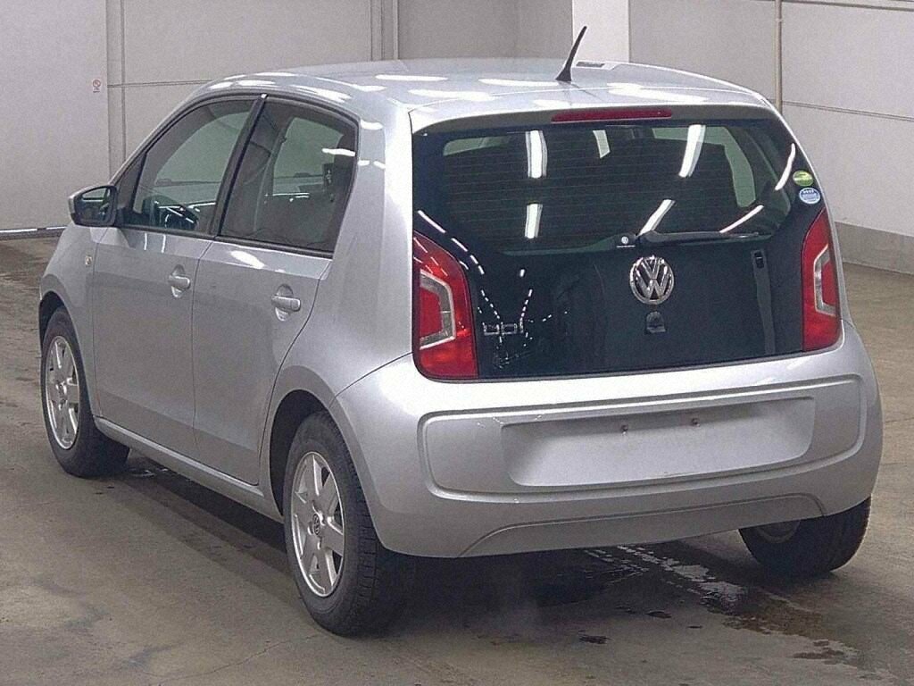 Volkswagen Up Move Up 1.0 201313 4 Seats  Silver #2