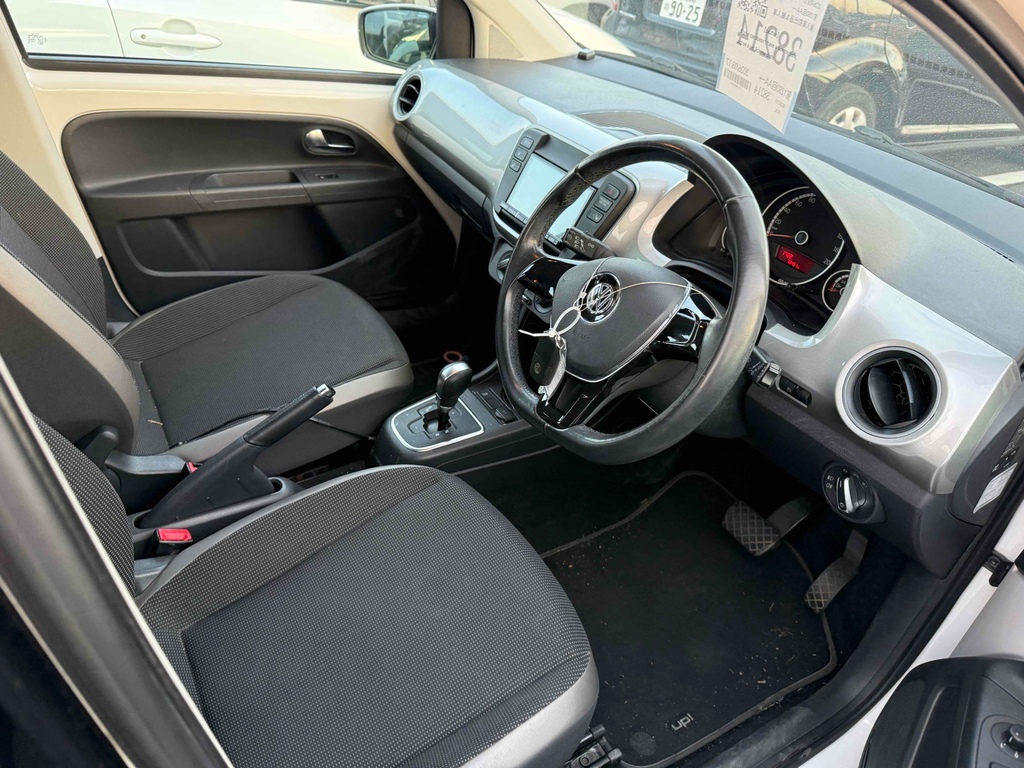 Volkswagen Up Move Up 1.0 201616 4 Seats  White #3