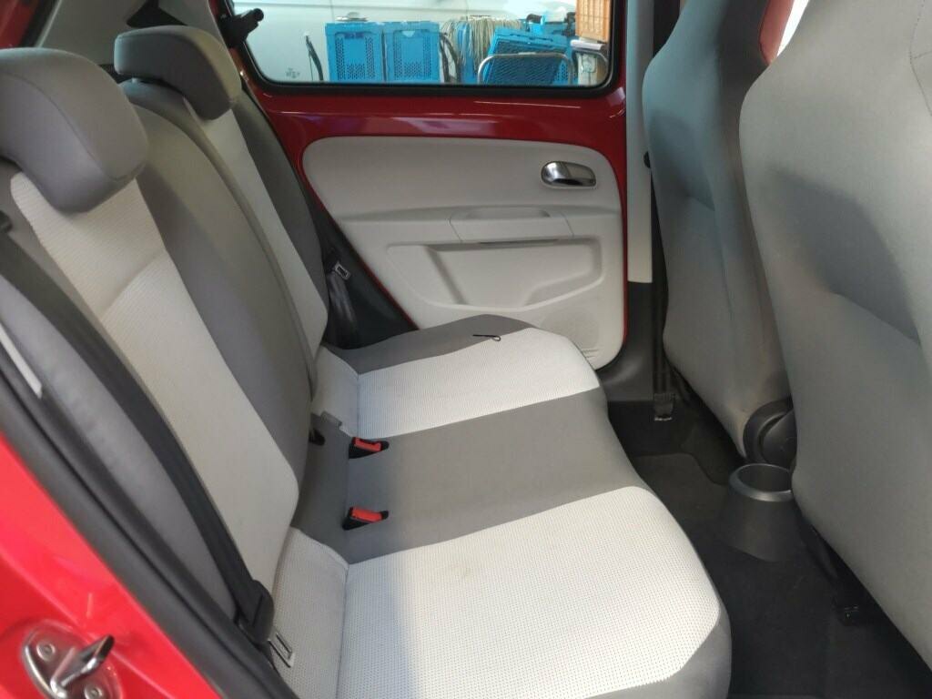 Volkswagen Up Move Up 1.0 201313 4 Seats  Red #4