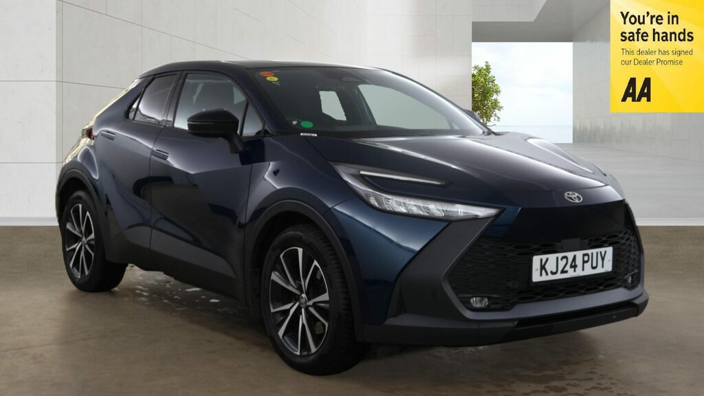 Toyota C-Hr 2.0 Plugin Hybrid 202424 Cvt Vvt 13.6K Blue