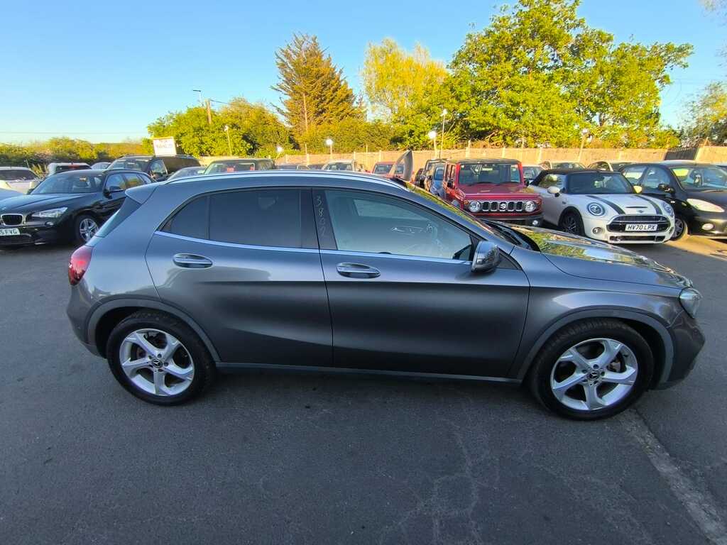 Mercedes-Benz GLA Class 220 2.0 201818 Double Sunroof 4 Grey #5