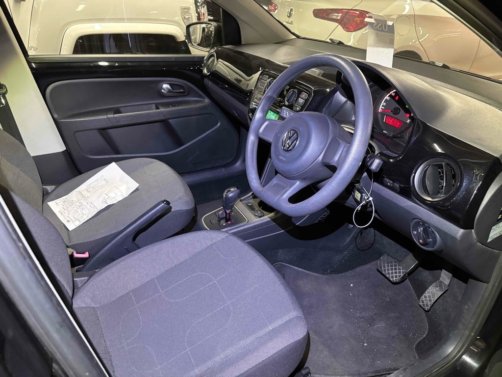 Volkswagen Up Move Up 1.0 201515 4 Seats  Black #3
