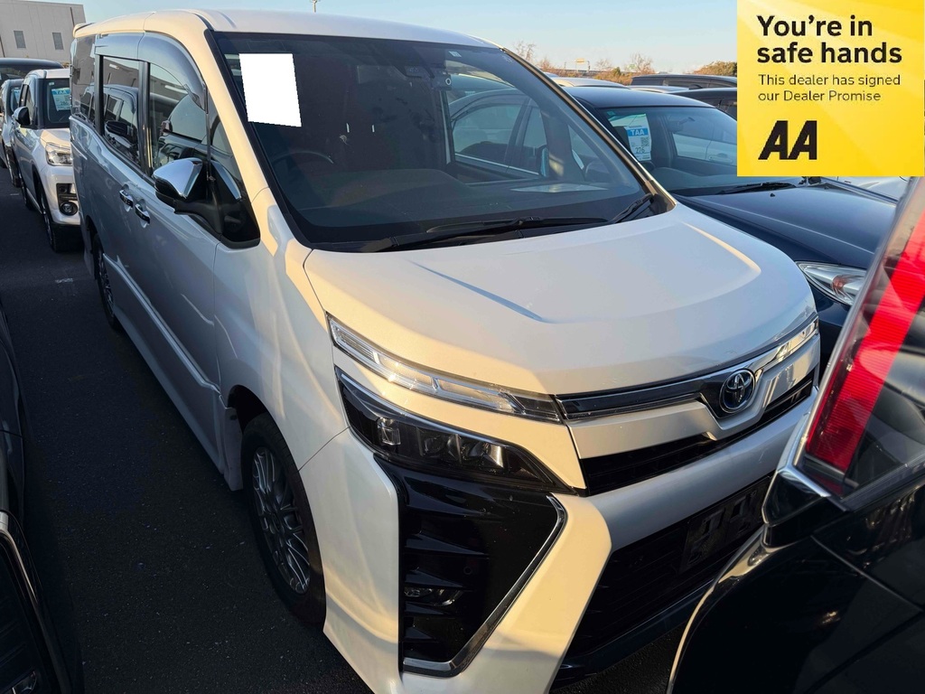 Toyota Voxy 1.8 Hybrid 202070 7 Seats Mpv Ulez Free Fre White