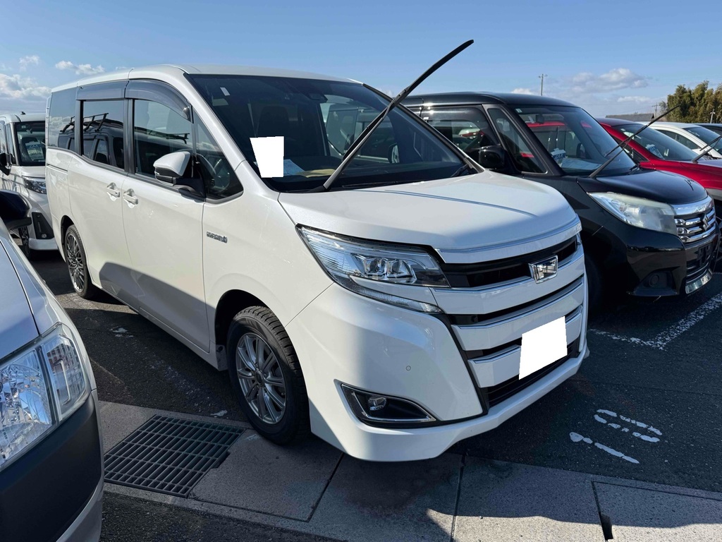 Sold LX22ECT 2022 Toyota Noah - History / How much is it worth?