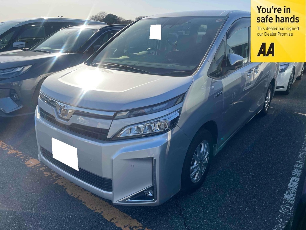 Toyota Voxy 1.8 Hybrid 202020 7 Seats Mpv Ulez Free Fre Silver