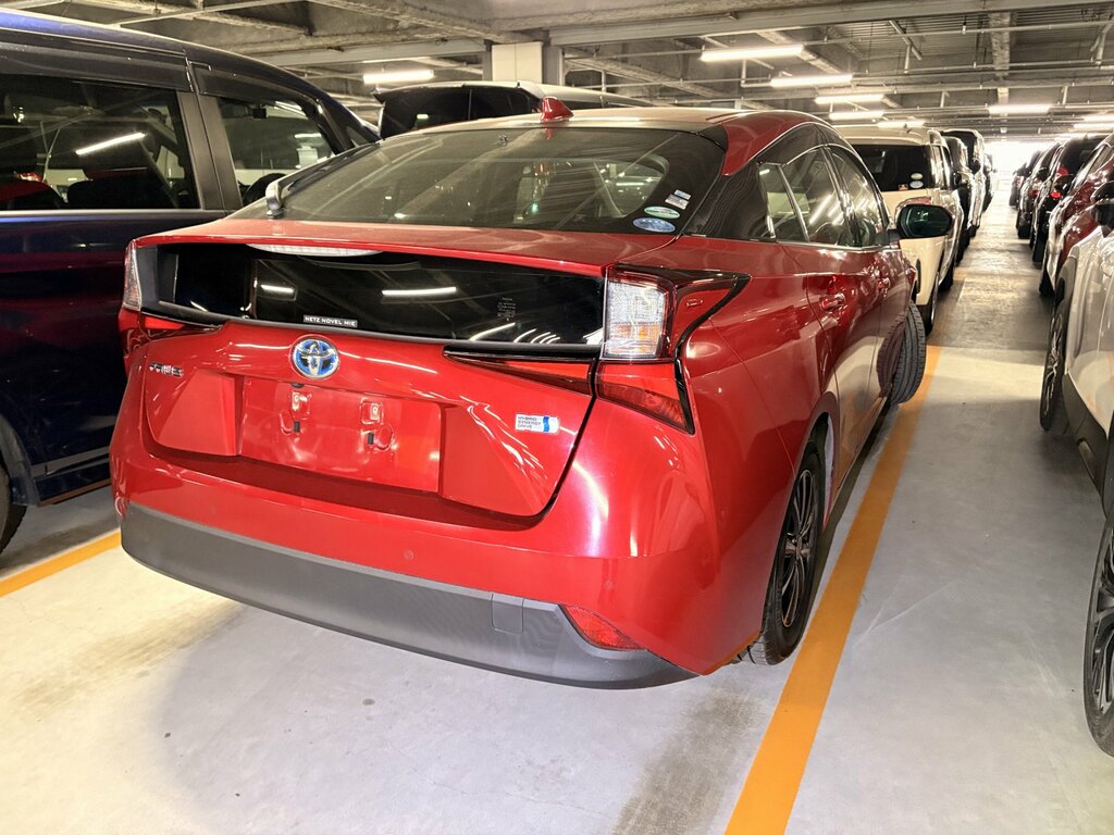Toyota Prius 1.8 Hybrid 201919 Active 5 Seats Ulez Free Red #2