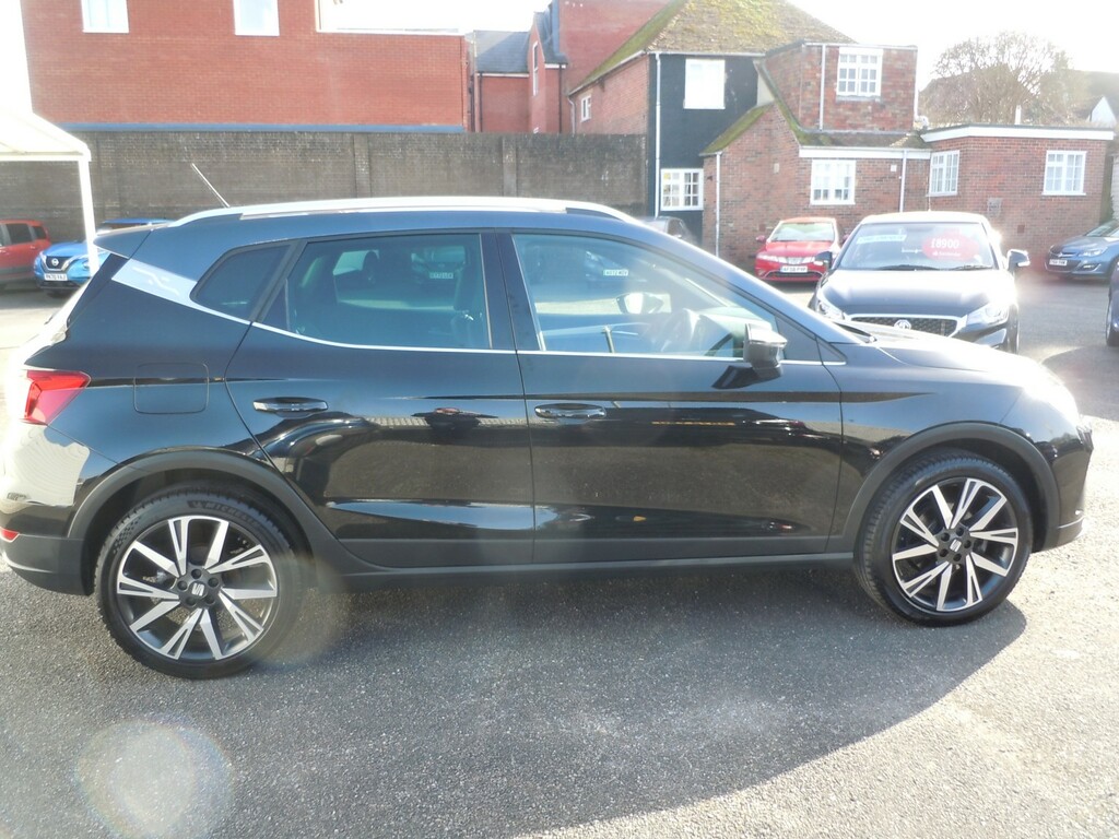 Seat Arona Suv 1.0 Tsi Fr Edition 2023 YM72SYJ Black #3