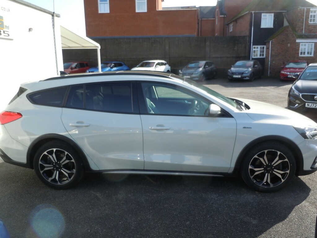 Ford Focus Estate 1.5 Focus Active X Estate 1.5L Ecoblue 120P MW70ORK White #3