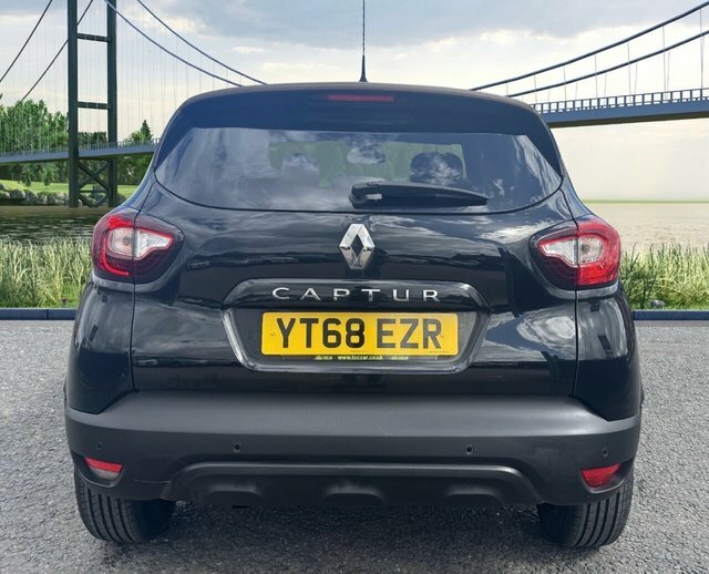 Renault Captur 0.9 Tce Energy Iconic Suv Euro 6 YT68EZR Black #4