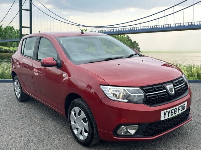 Dacia Sandero 0.9 Tce Comfort Hatchback Euro 6 Red