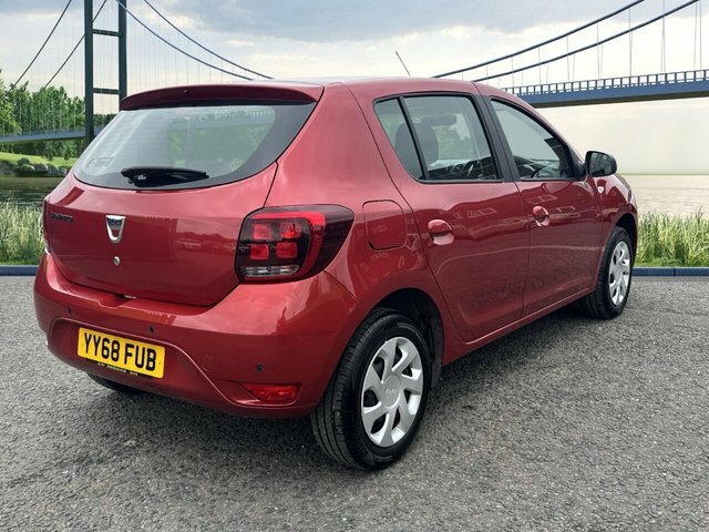 Dacia Sandero 0.9 Tce Comfort Hatchback Euro 6 Red #3