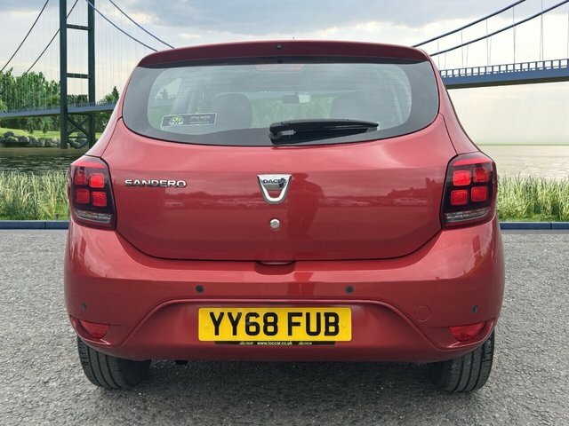 Dacia Sandero 0.9 Tce Comfort Hatchback Euro 6 Red #4