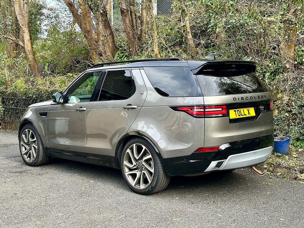 Land Rover Discovery Sd V6 Hse Luxury DT55SCO Silver #4