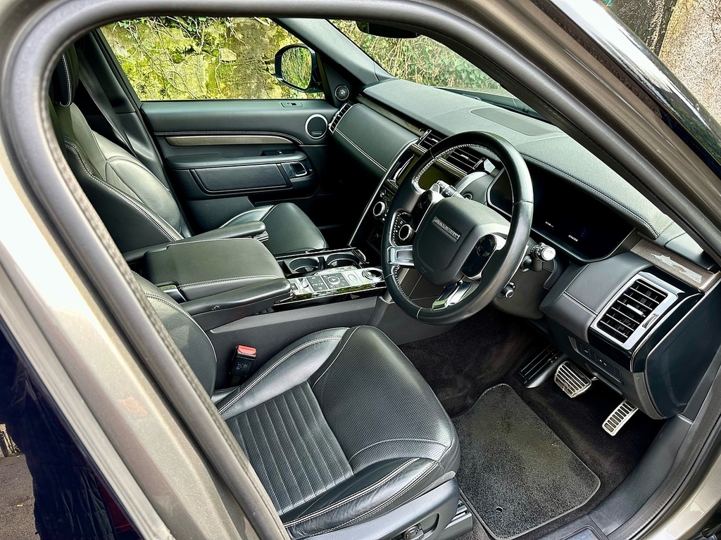 Land Rover Discovery Sd V6 Hse Luxury DT55SCO Silver #5