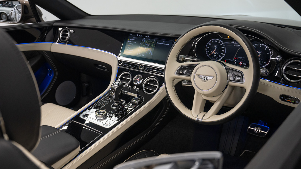 Bentley Continental V8  #29