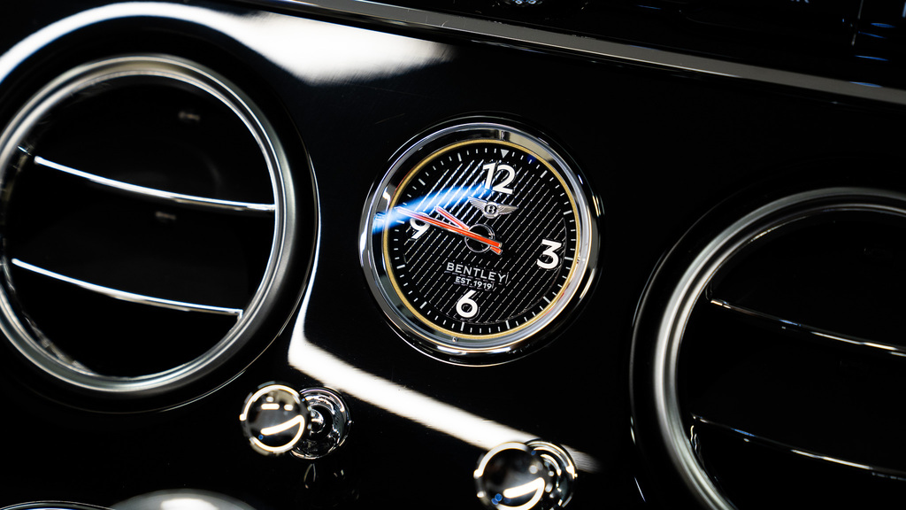 Bentley Continental V8  #33