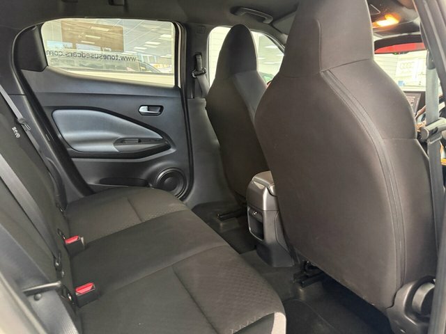 Nissan Juke Suv NL22UEU White #3