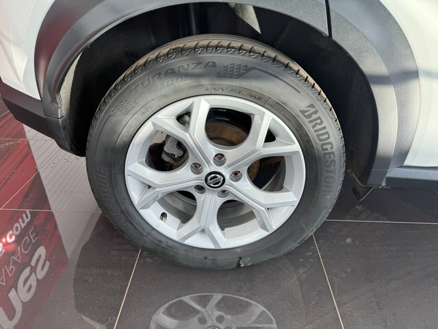 Nissan Juke Suv NL22UEU White #2