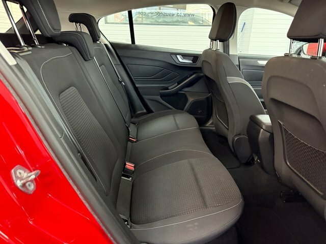 Ford Focus Zetec Red #4