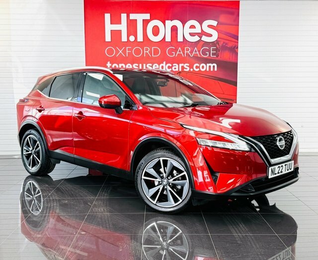 Nissan Qashqai Suv Red