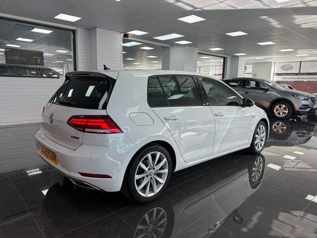 Volkswagen Golf Gt Tsi Evo White