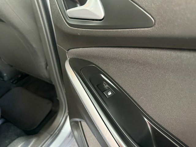 Vauxhall Grandland X Suv BT21RJJ Grey #6