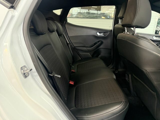 Ford Fiesta Hatchback SN20KVU White #6