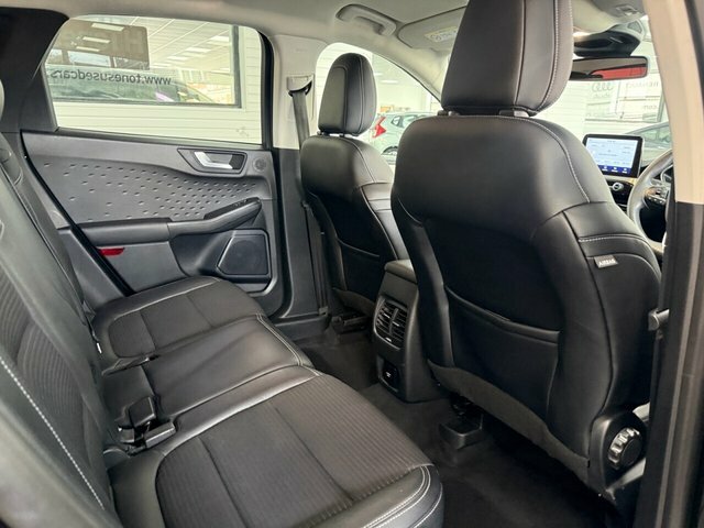 Ford Kuga Suv SH20ZGO Black #4