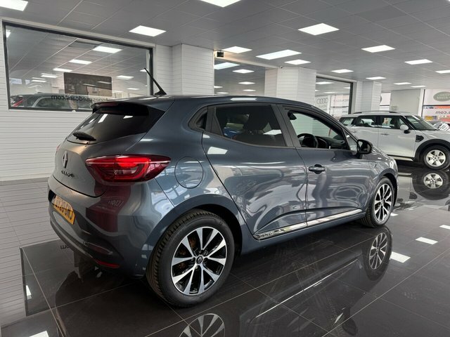 Renault Clio Clio Iconic Tce Grey