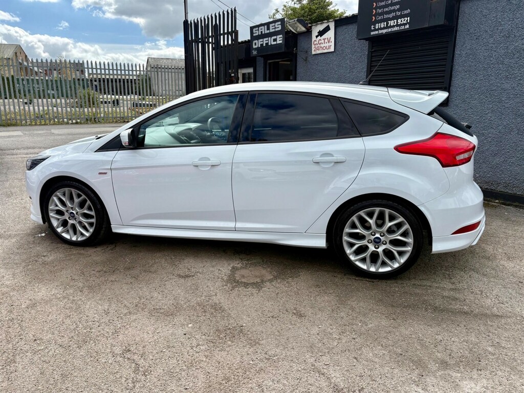 Ford Focus 1.5 Tdci St-line Euro 6 Ss SG18XUC #5