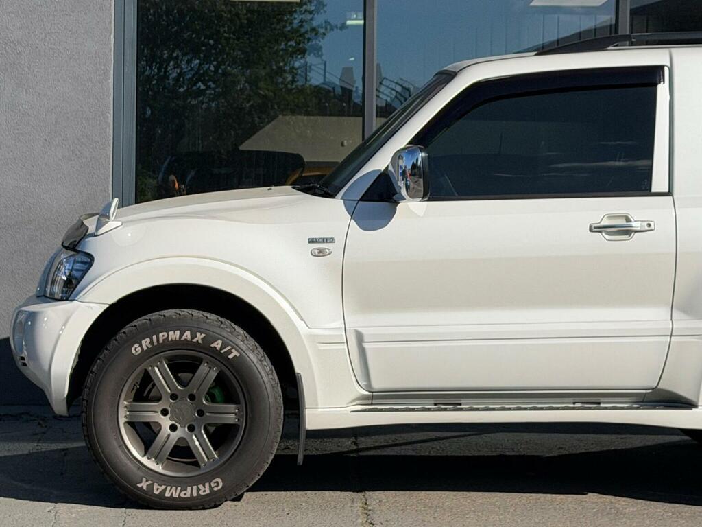 Mitsubishi Shogun 3.5 V6 Elegance Silver #13